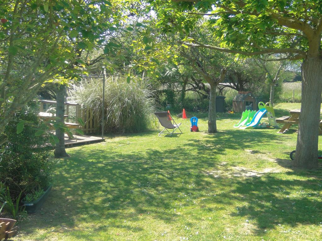 Hotel Aux Tamaris Sauzon Exterior photo